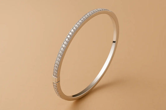 Slim pavé bangle Rea